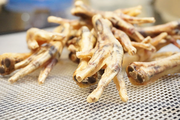 Pawlistic Chicken Feet for Dogs & Cats - 8pc - All-Natural Chew, Single Ingredient, Supports Joint Health, Made in USA